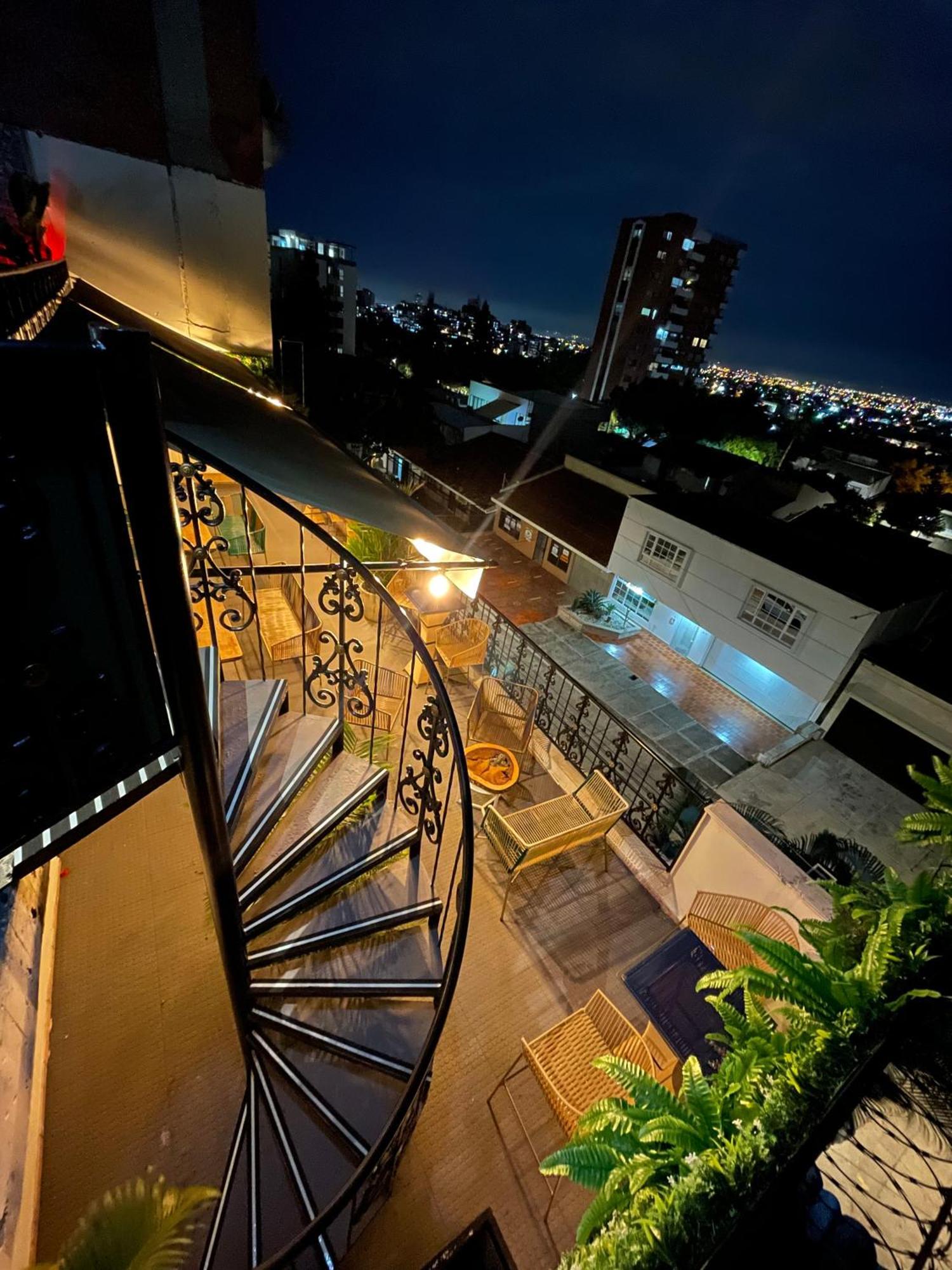 The View Hostel & Lounge Cali Buitenkant foto