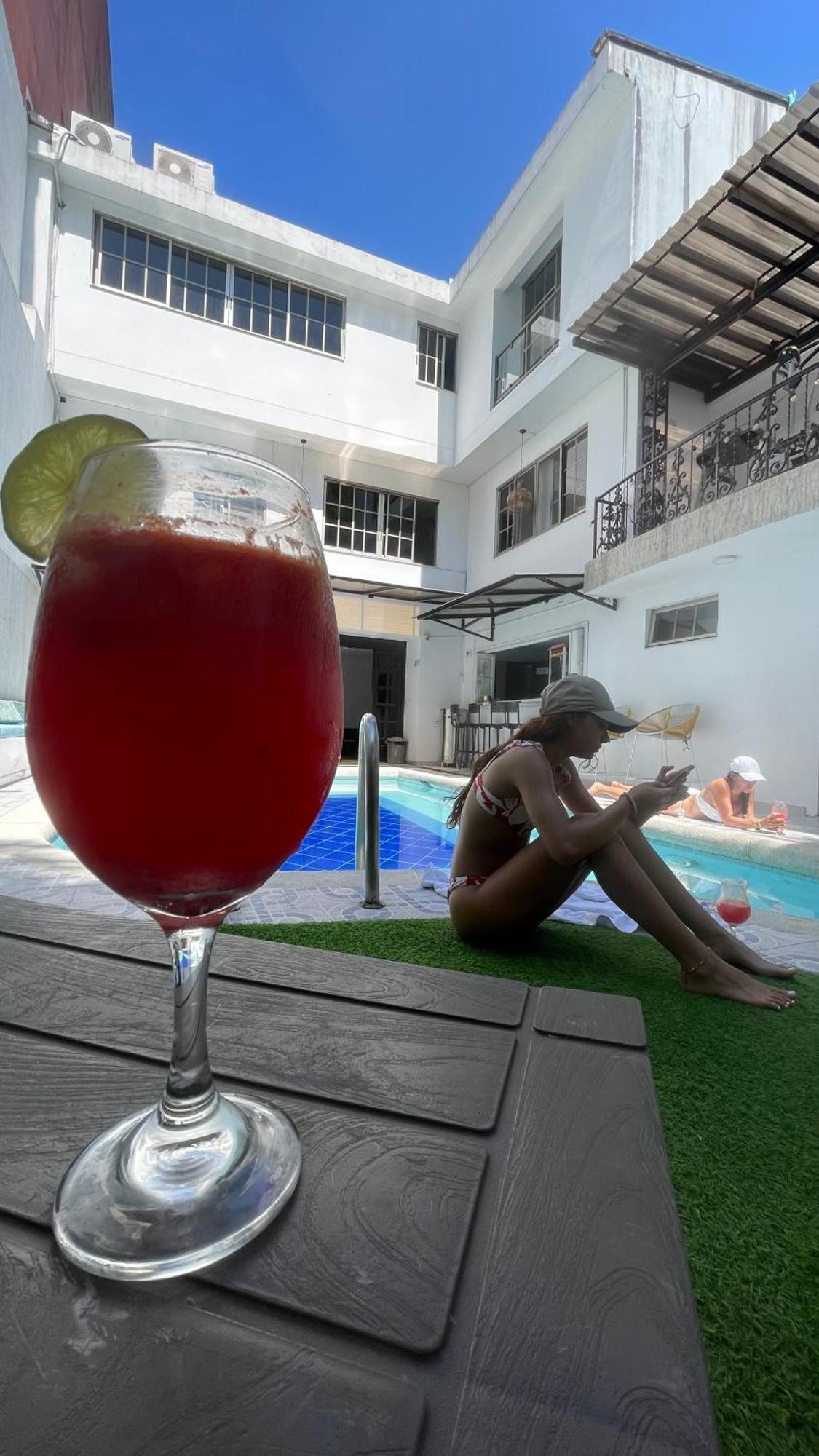 The View Hostel & Lounge Cali Buitenkant foto